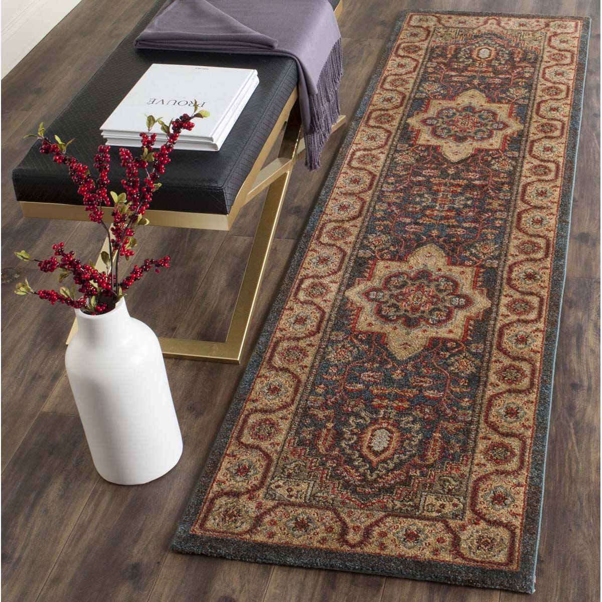 Safavieh Mahal 656 Rug, MAH656 - Navy / Natural