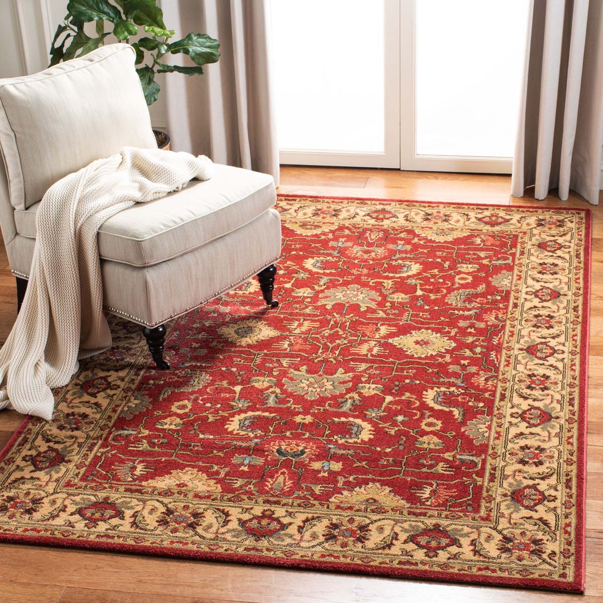 Safavieh Mahal 693 Rug, MAH693 - Red / Beige