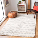 Safavieh Manhattan 159 Rug, MAN159 - Grey / Ivory