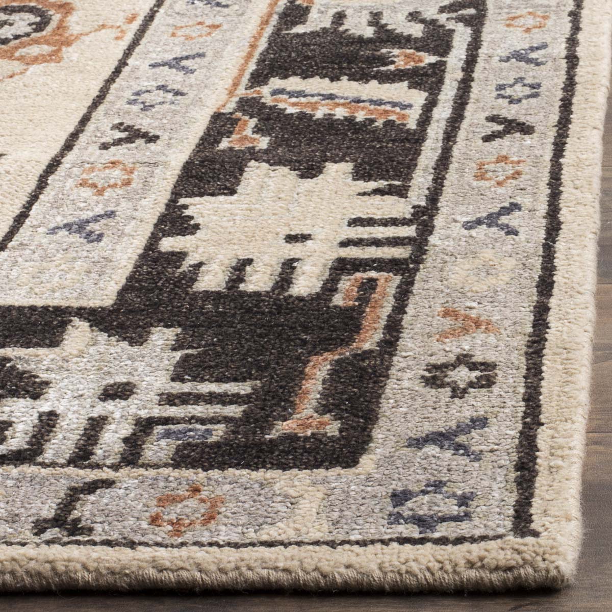 Safavieh Maharaja 254 Rug, MHJ254 - Beige / Charcoal