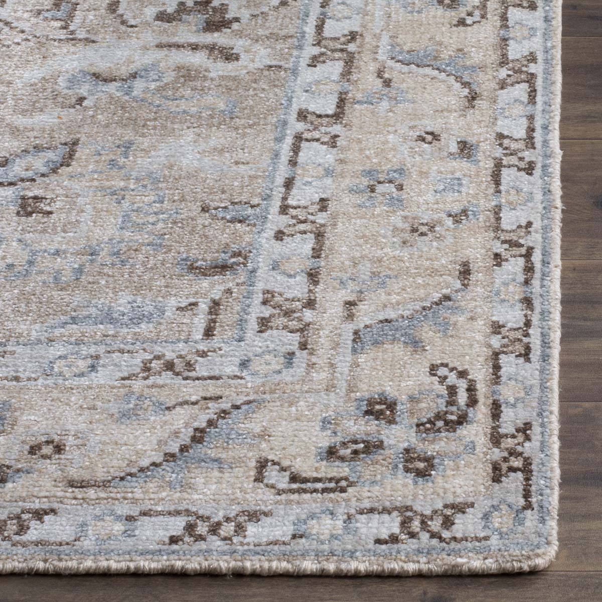 Safavieh Maharaja 414 Rug, MHJ414 - Beige / Ivory