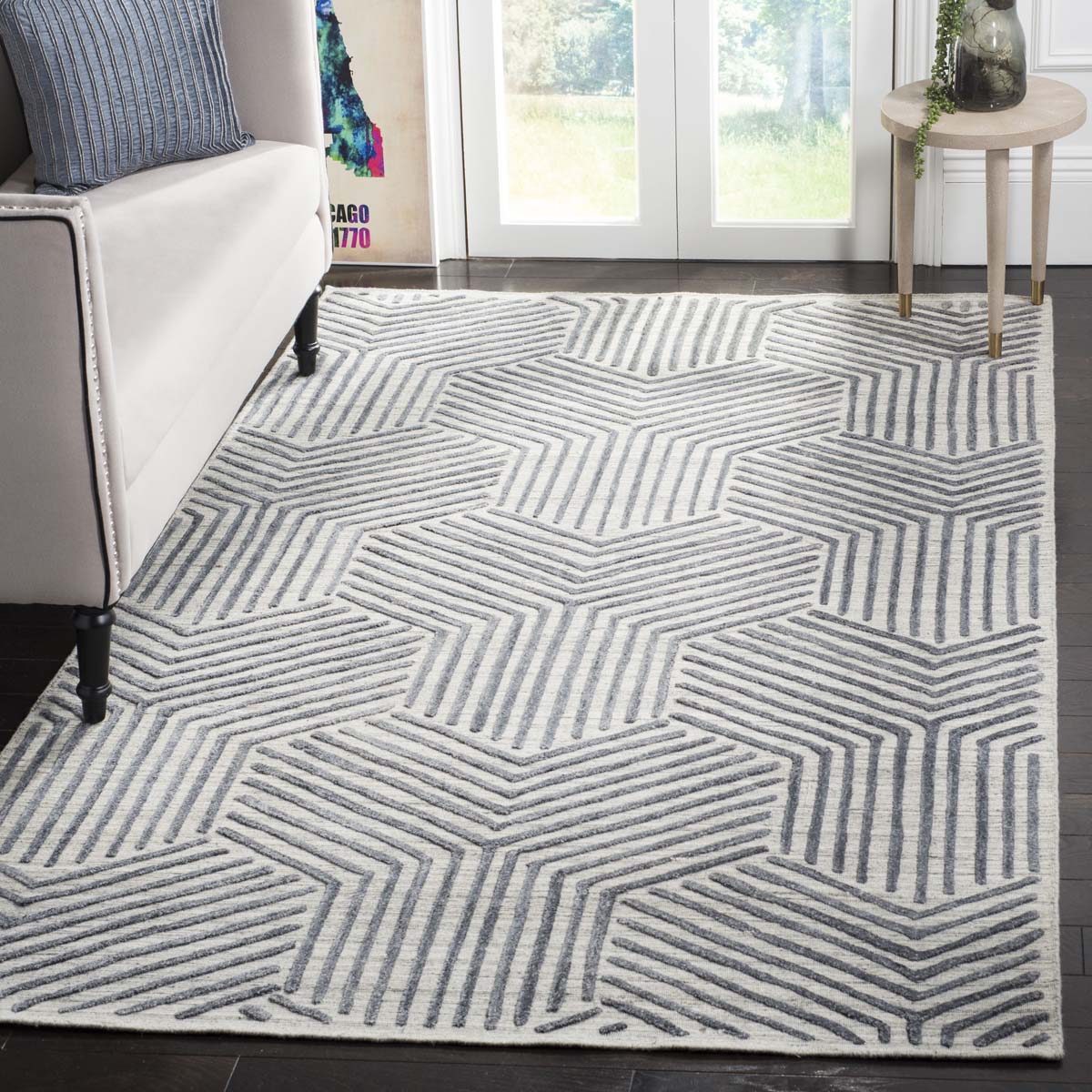 Safavieh Mirage 351 Rug, MIR351 - Light Grey / Charcoal