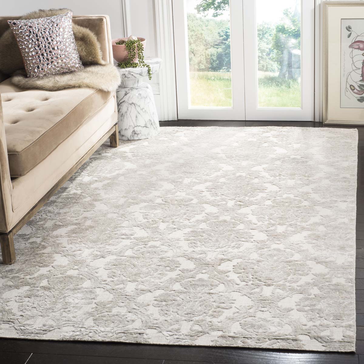 Safavieh Mirage 803 Rug, MIR803 - Silver