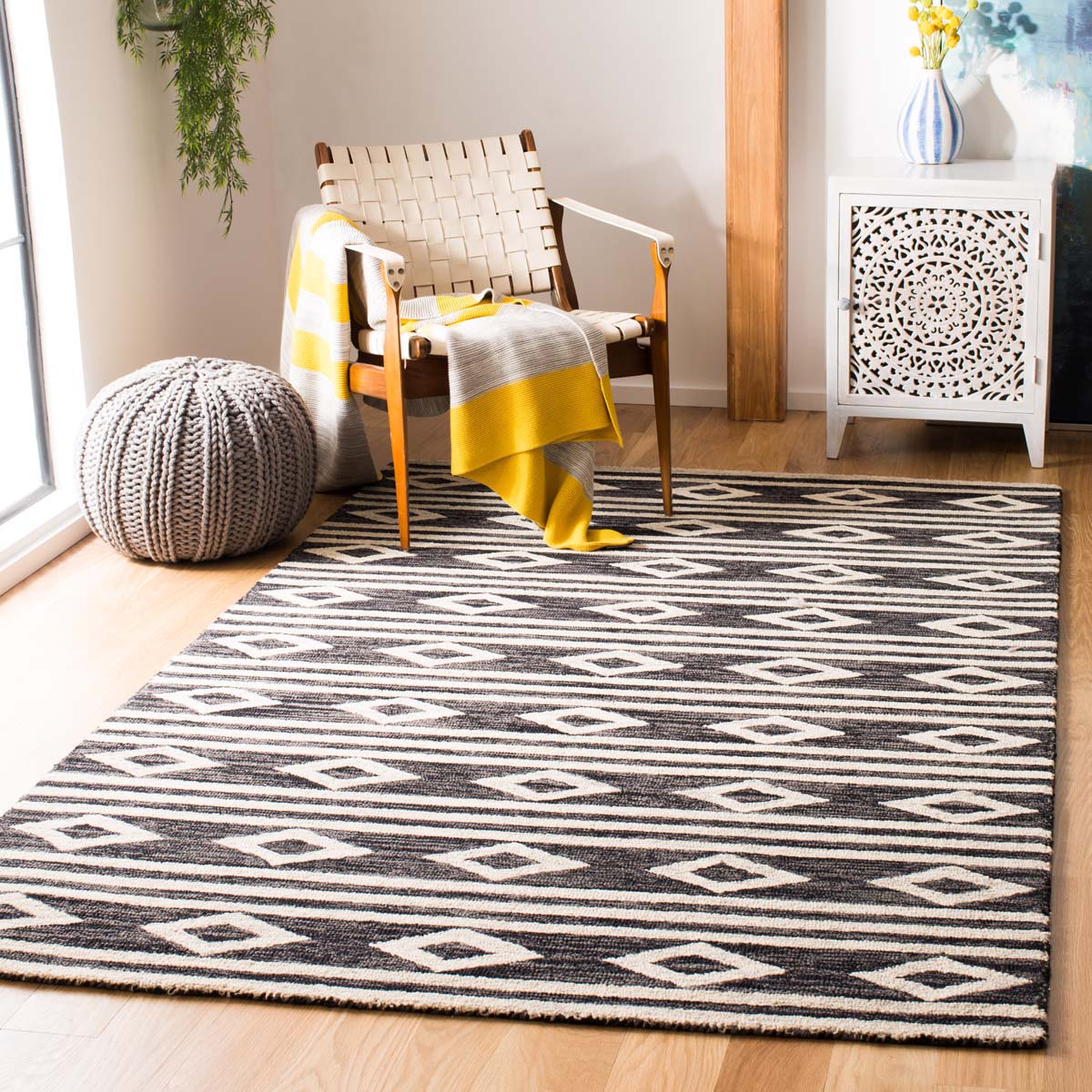 Safavieh Micro-Loop 153 Rug, MLP153 - Charcoal / Ivory