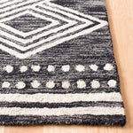 Safavieh Micro-Loop 156 Rug, MLP156 - Charcoal / Ivory