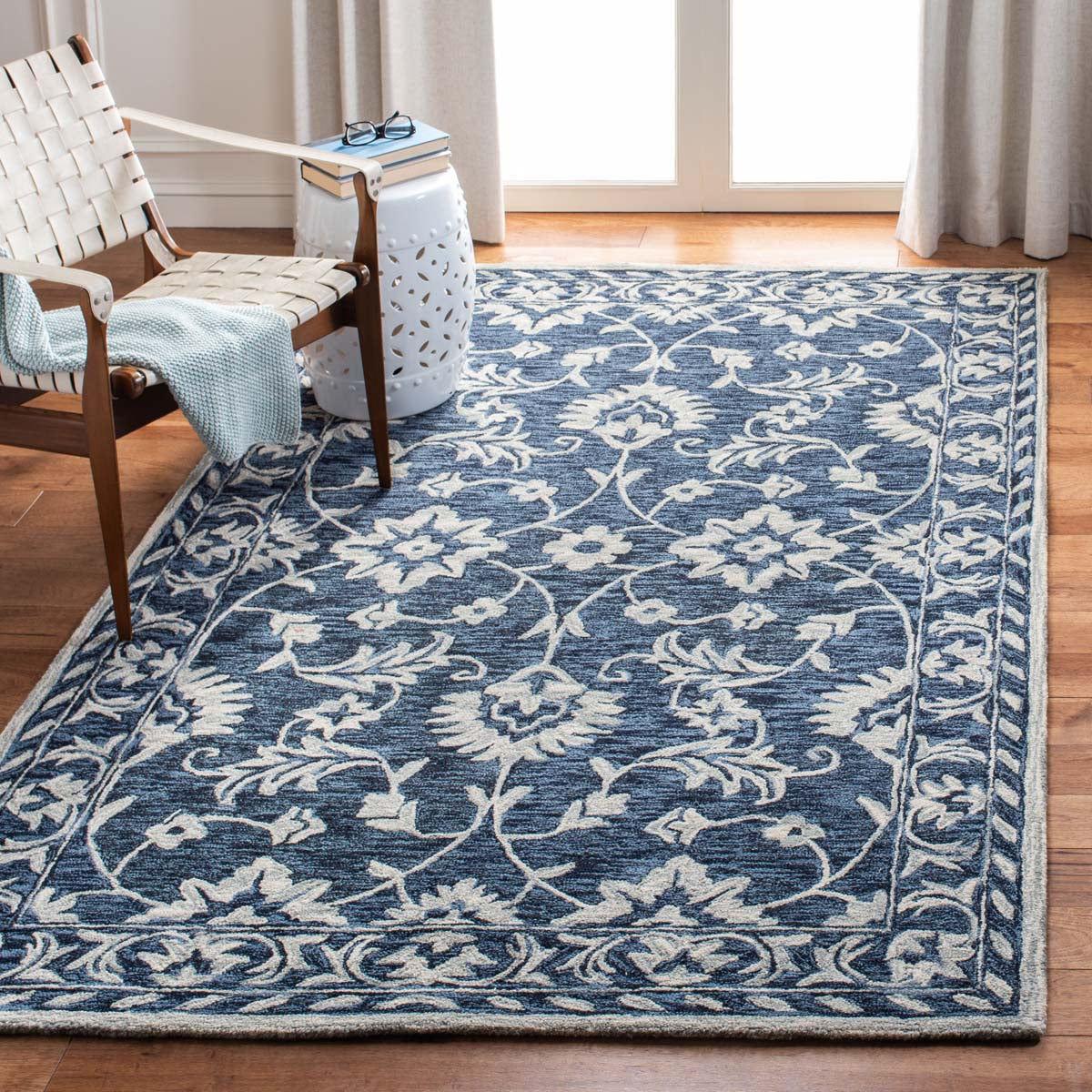 Safavieh Micro-Loop 160 Rug, MLP160 - Navy / Taupe