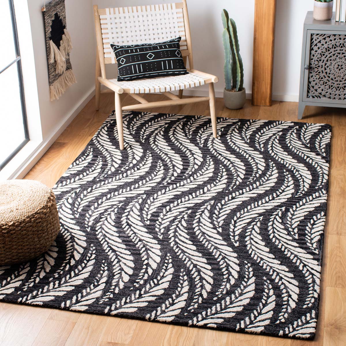 Safavieh Micro-Loop 170 Rug, MLP170 - Charcoal / Ivory