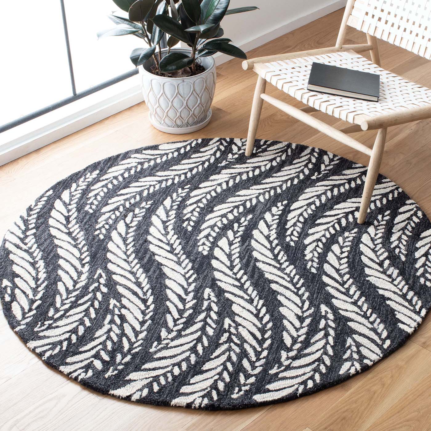 Safavieh Micro-Loop 170 Rug, MLP170 - Charcoal / Ivory