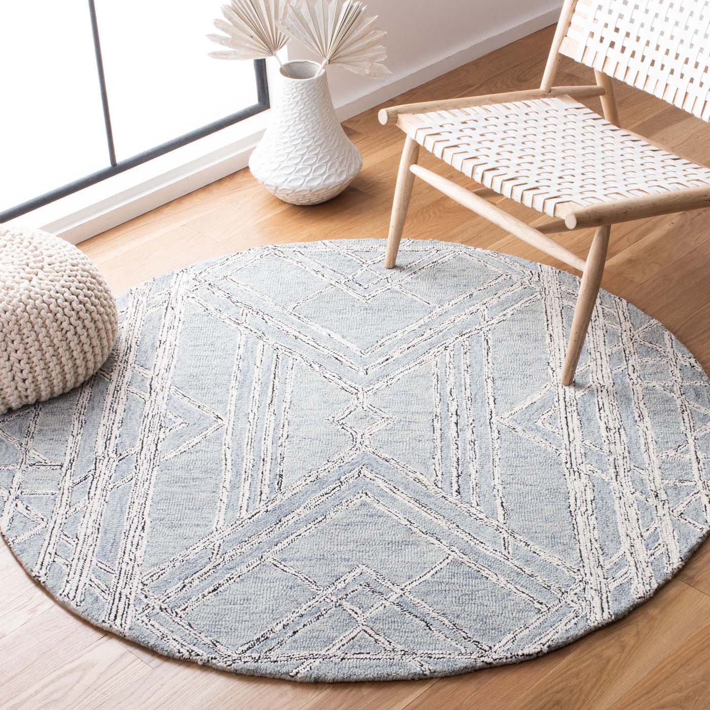 Safavieh Micro-Loop 173 Rug, MLP173 - Light Blue / Ivory