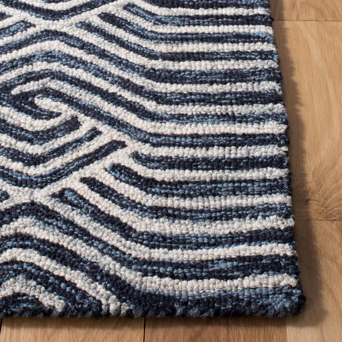 Safavieh Micro-Loop 175 Rug, MLP175 - Dark Blue / Ivory