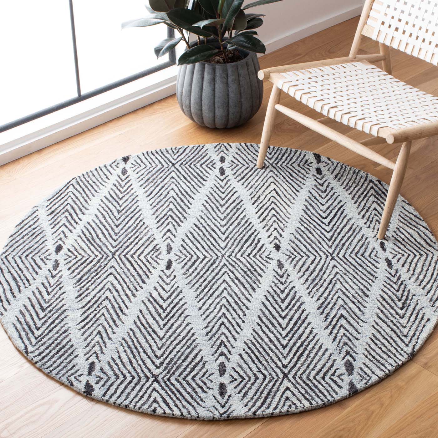 Safavieh Micro-Loop 179 Rug, MLP179 - Light Blue / Charcoal