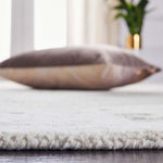 Safavieh Micro-Loop 275 Rug, MLP275 - Grey / Ivory