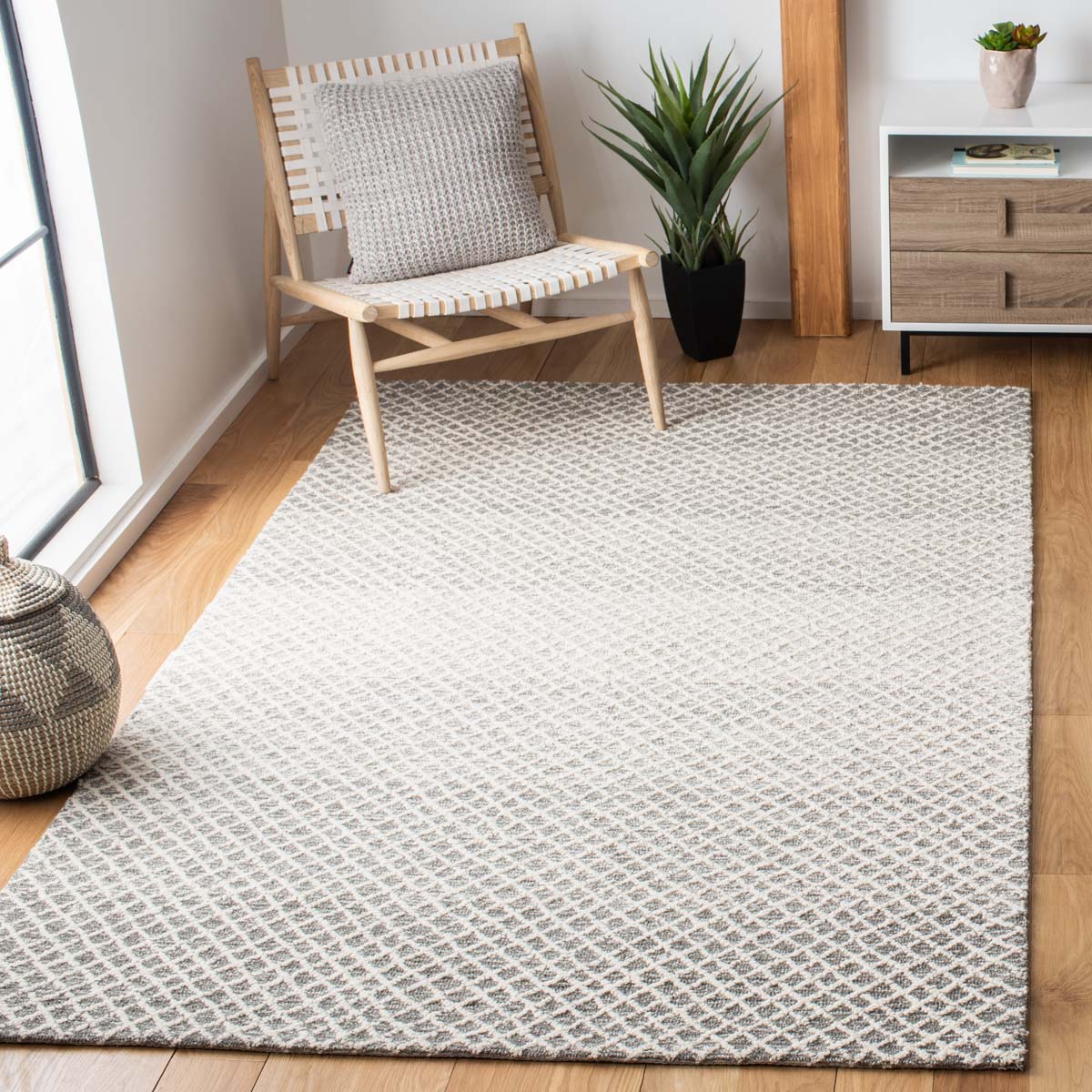 Safavieh Micro-Loop 353 Rug, MLP353 - Grey / Ivory