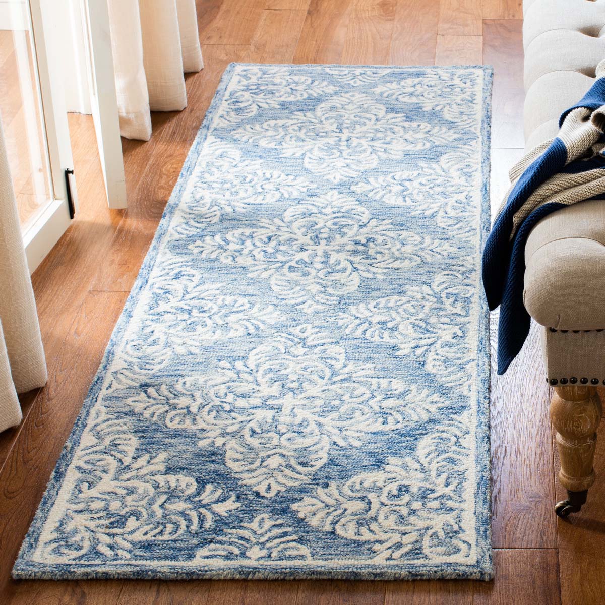 Safavieh Micro-Loop 515 Rug, MLP515 - Blue / Ivory