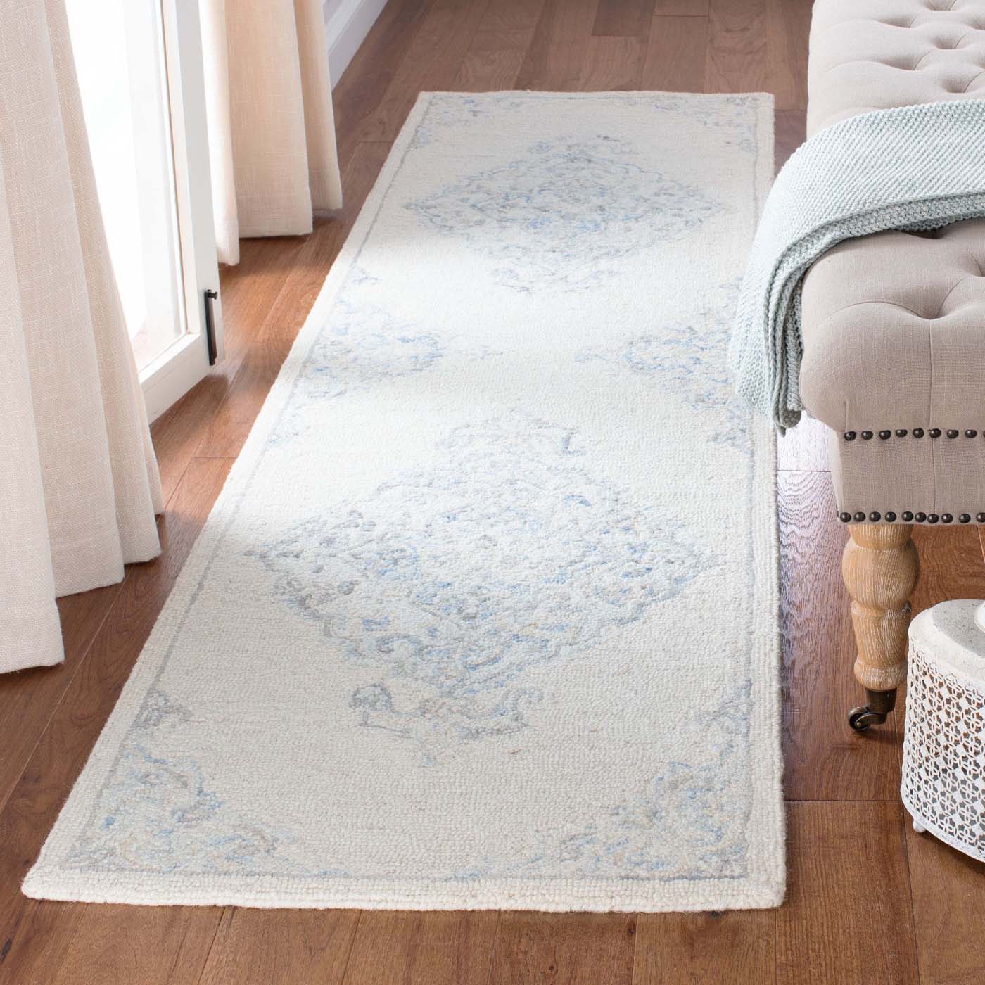 Safavieh Micro-Loop 516 Rug, MLP516 - Ivory / Blue