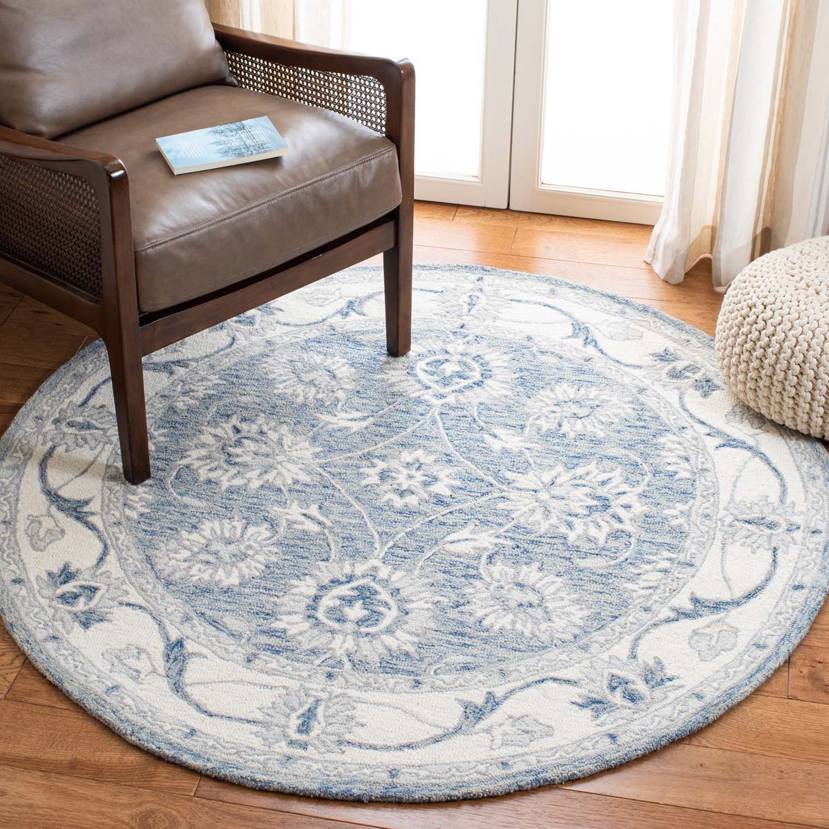 Safavieh Micro-Loop 536 Rug, MLP536 - Blue / Ivory