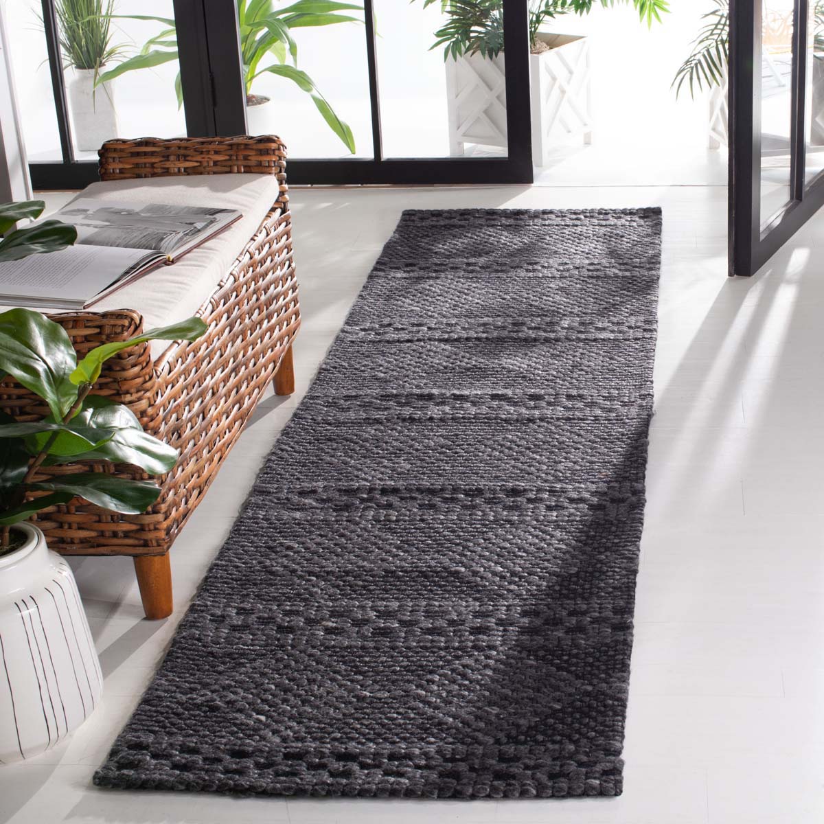 Safavieh Marbella 552 Rug, MRB552 - Charcoal