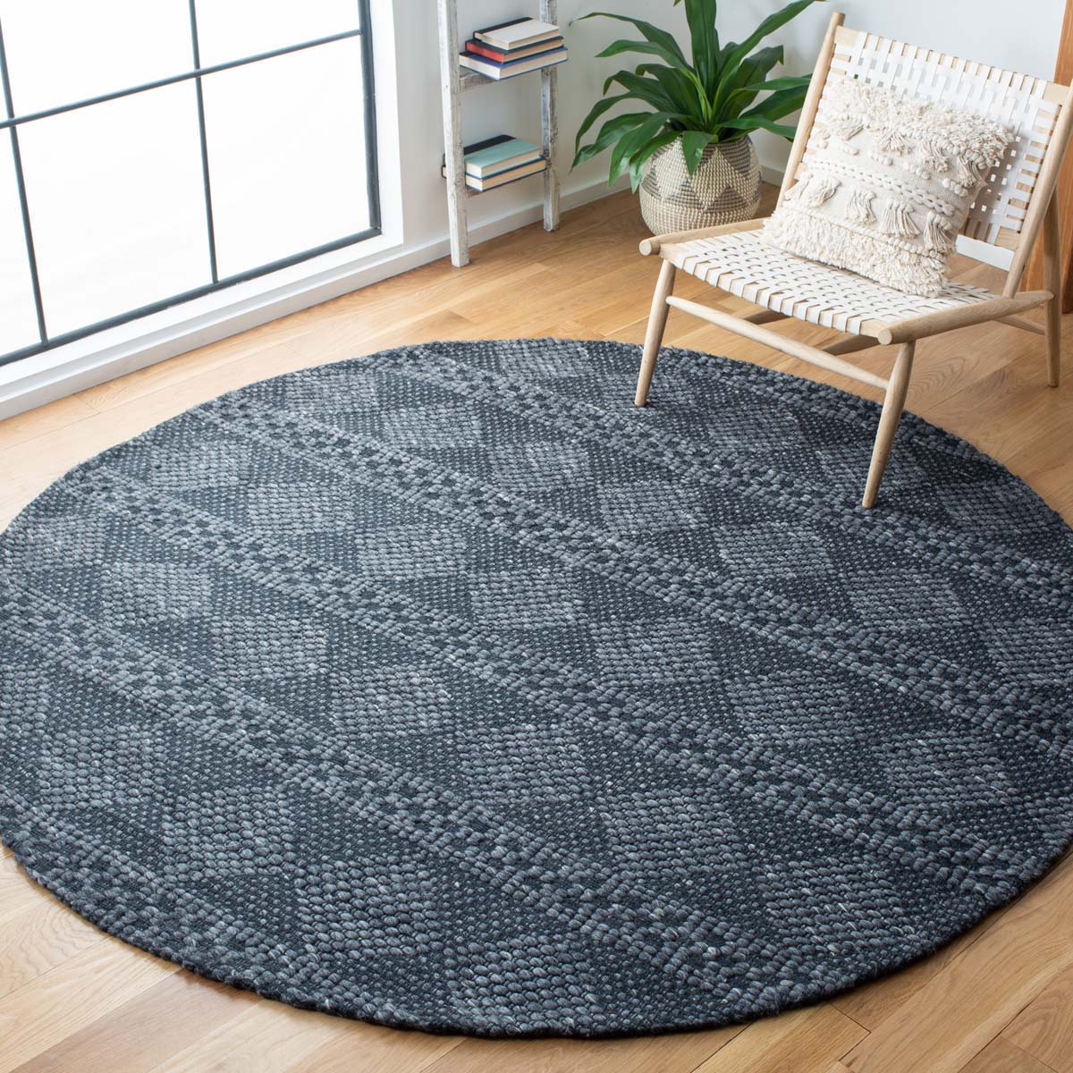 Safavieh Marbella 552 Rug, MRB552 - Charcoal