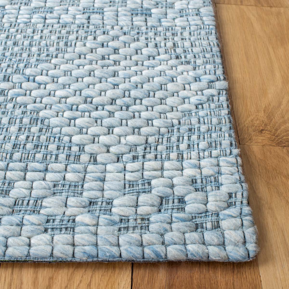 Safavieh Marbella 552 Rug, MRB552 - Blue