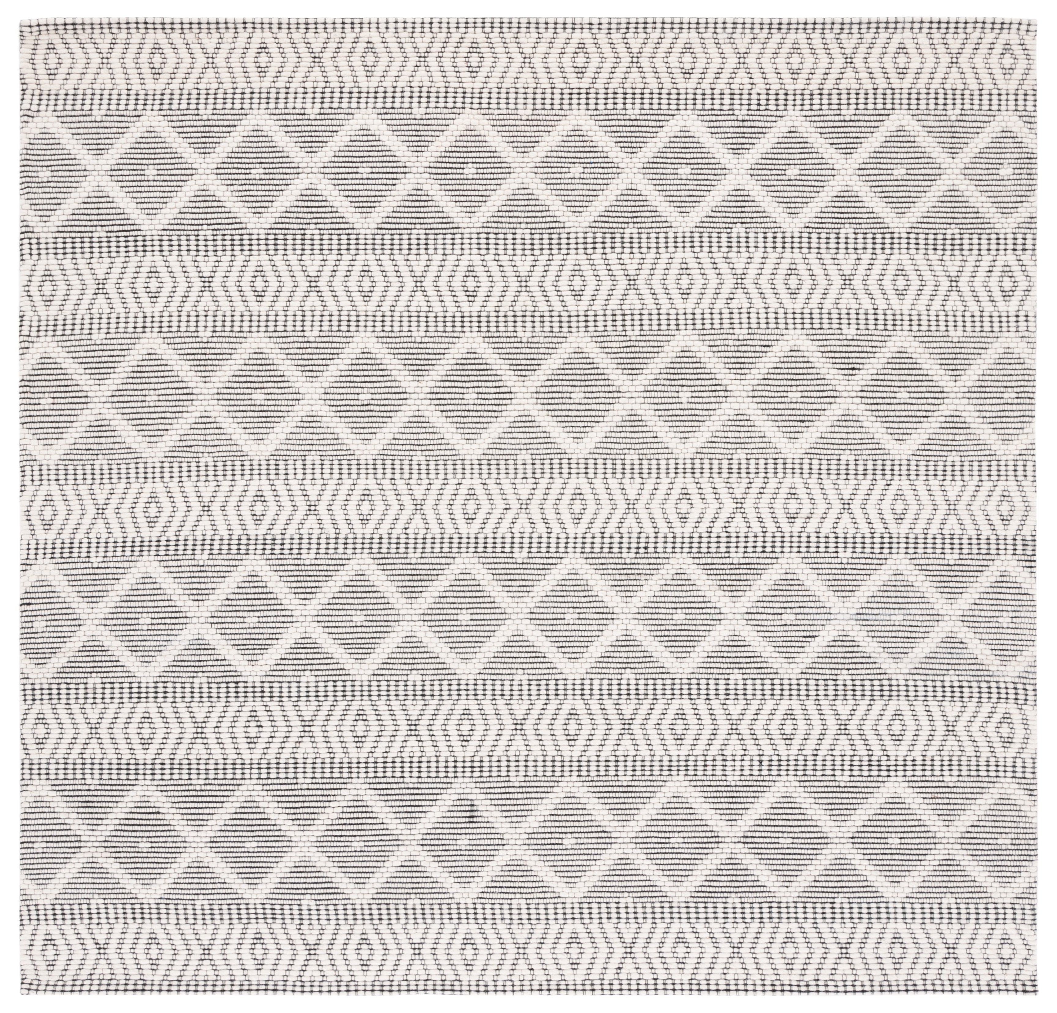 Safavieh Marbella 751 Rug, MRB751 - Ivory / Black