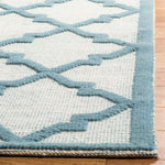 Martha Stewart 2552 Rug, MSR2552 - Ivory / Light Blue