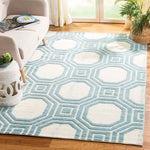 Martha Stewart 2554 Rug, MSR2554 - Ivory / Light Blue