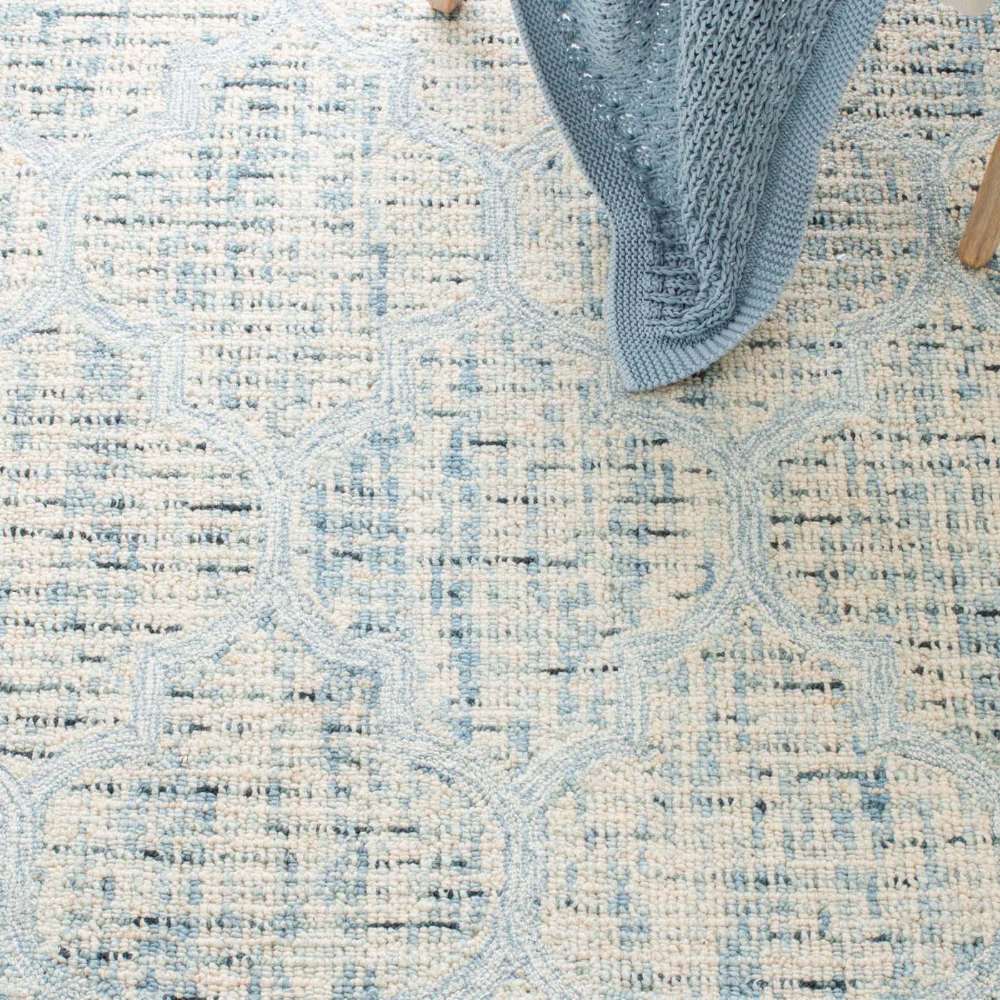 Martha Stewart 3374 Rug, MSR3374 - Ivory / Turquoise