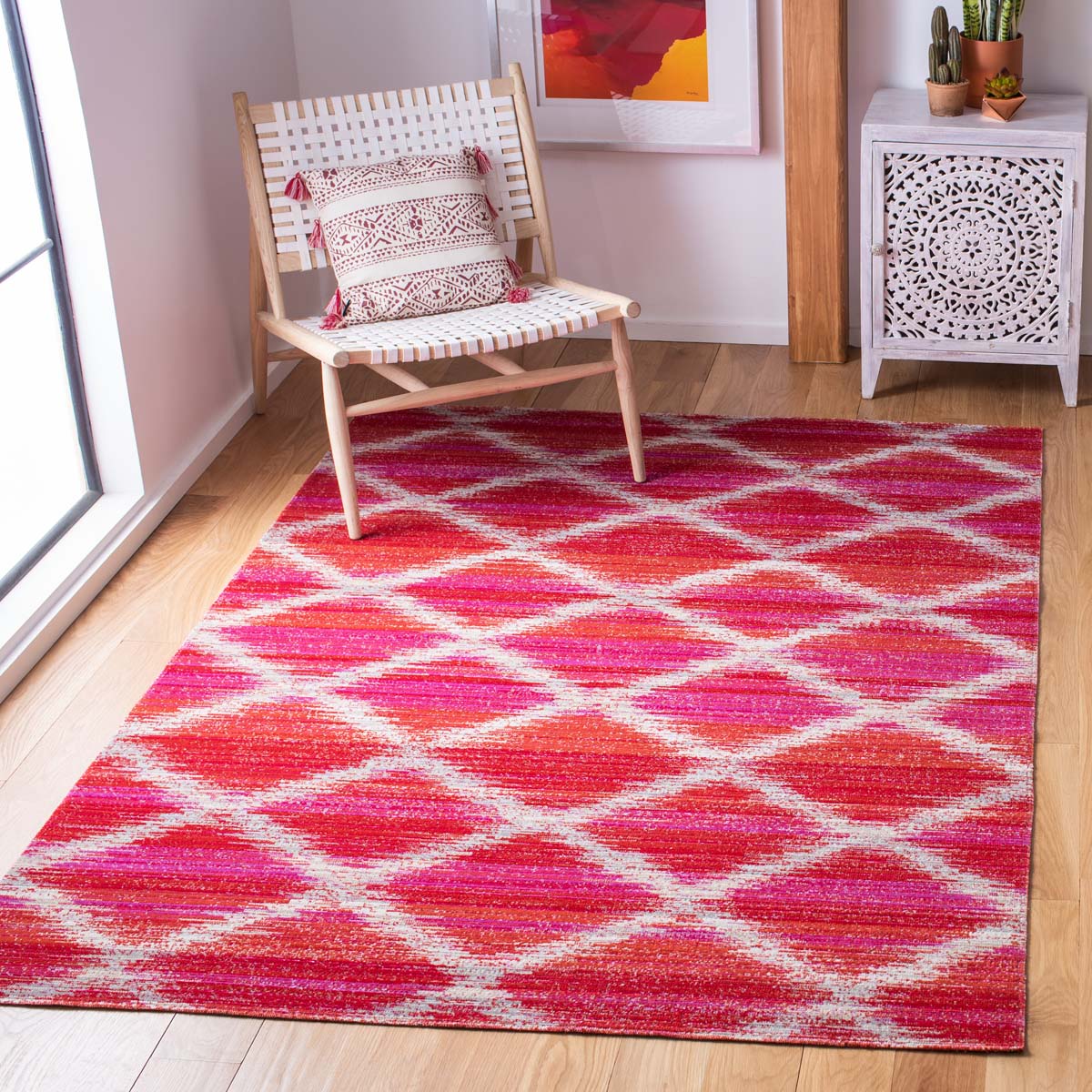 Safavieh Montage 200 261 Rug, MTG261 - Fuchsia / Ivory