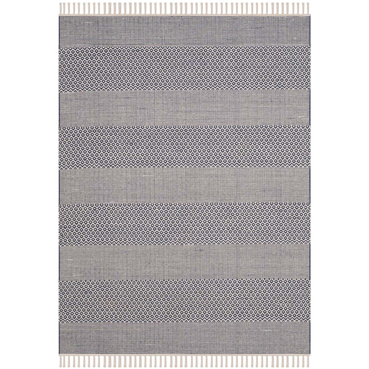 Safavieh Montauk 330 Rug, MTK330 - Ivory / Navy