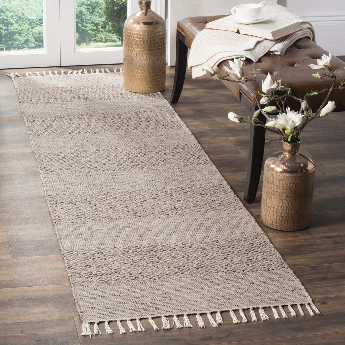 Safavieh Montauk 330 Rug, MTK330 - Ivory / Steel Grey