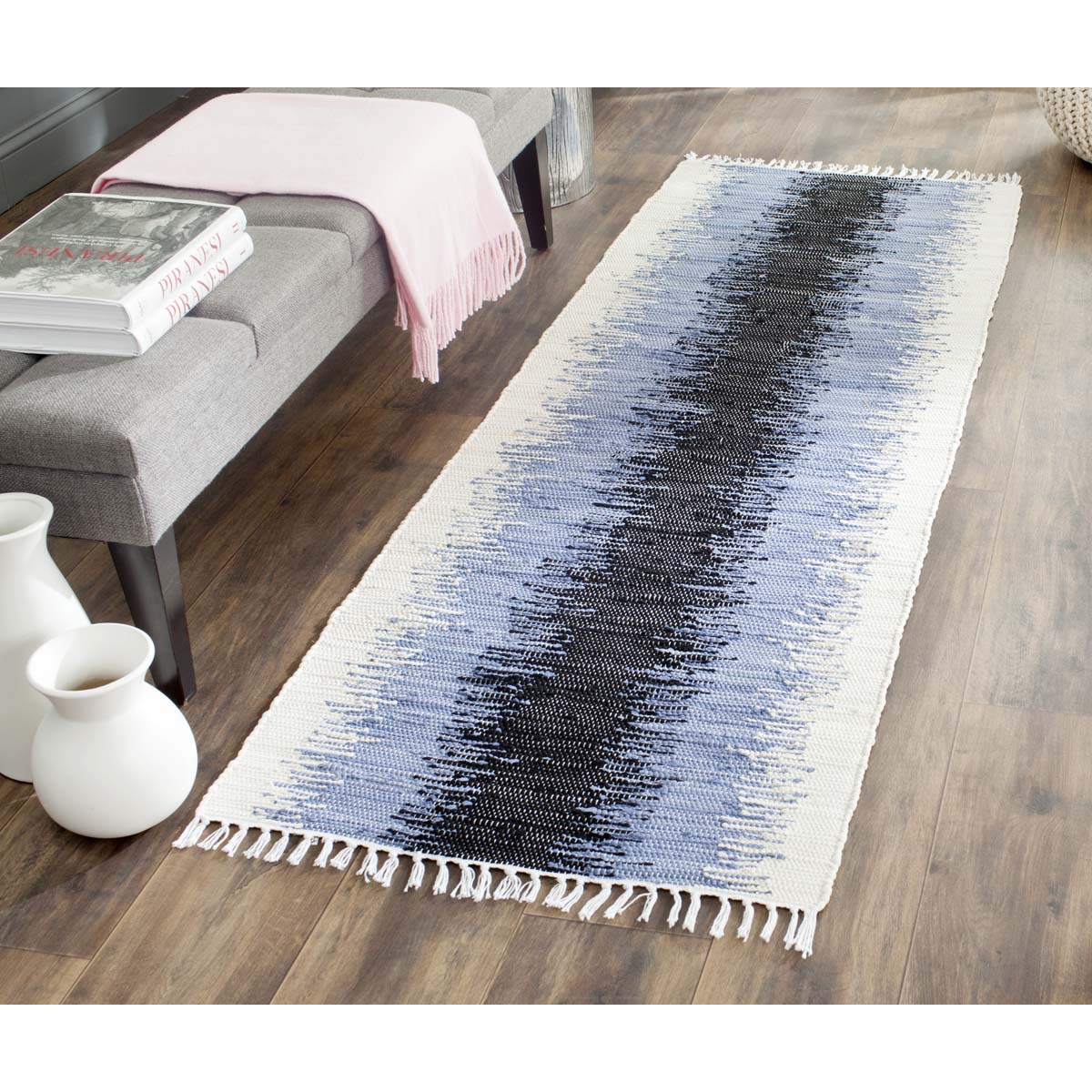 Safavieh Montauk 710 Rug, MTK710 - Grey / Black