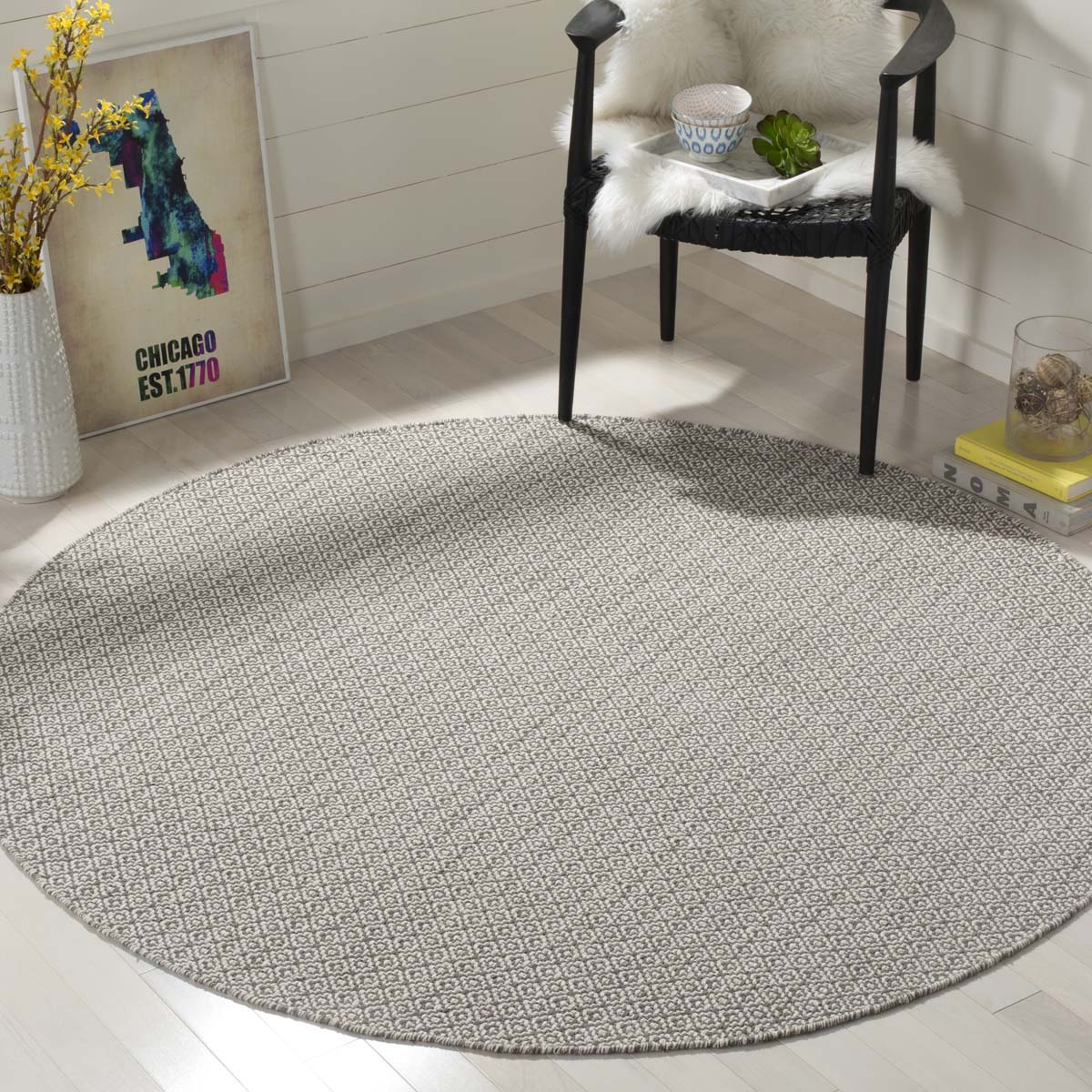 Safavieh Montauk 717 Rug, MTK717 - Ivory / Grey