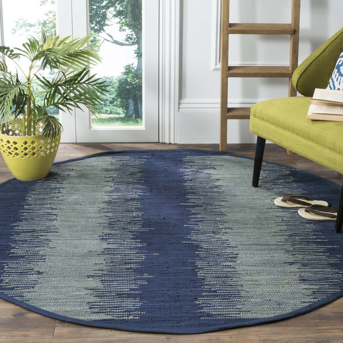 Safavieh Montauk 718 Rug, MTK718 - Navy