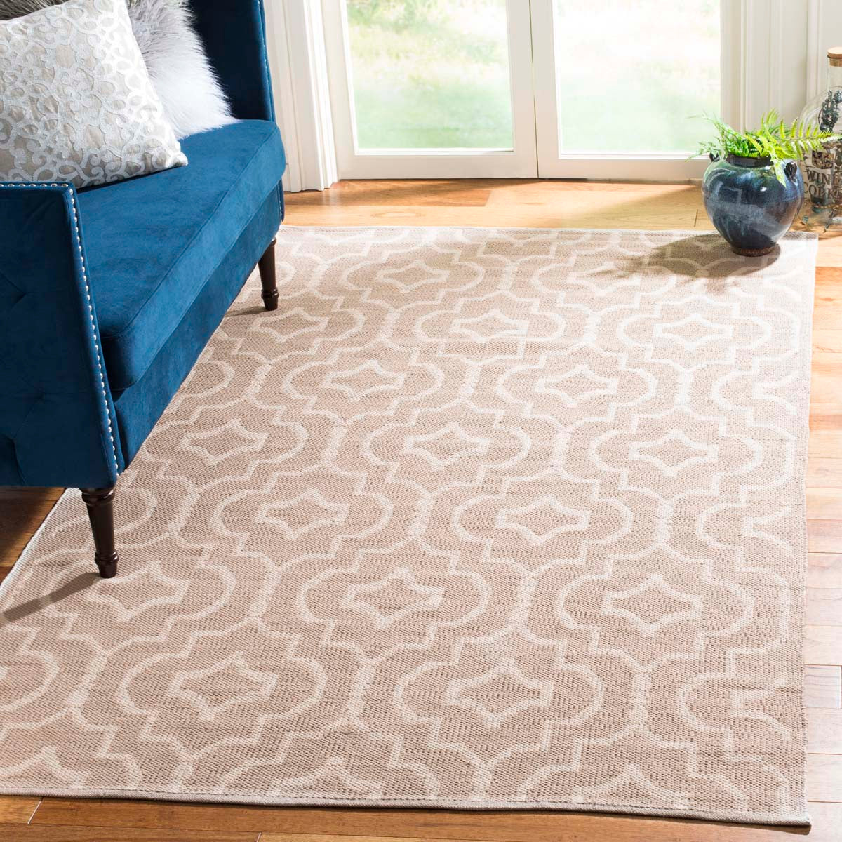 Safavieh Montauk 722 Rug, MTK722 - Grey / Ivory