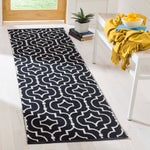 Safavieh Montauk 722 Rug, MTK722 - Black / Ivory