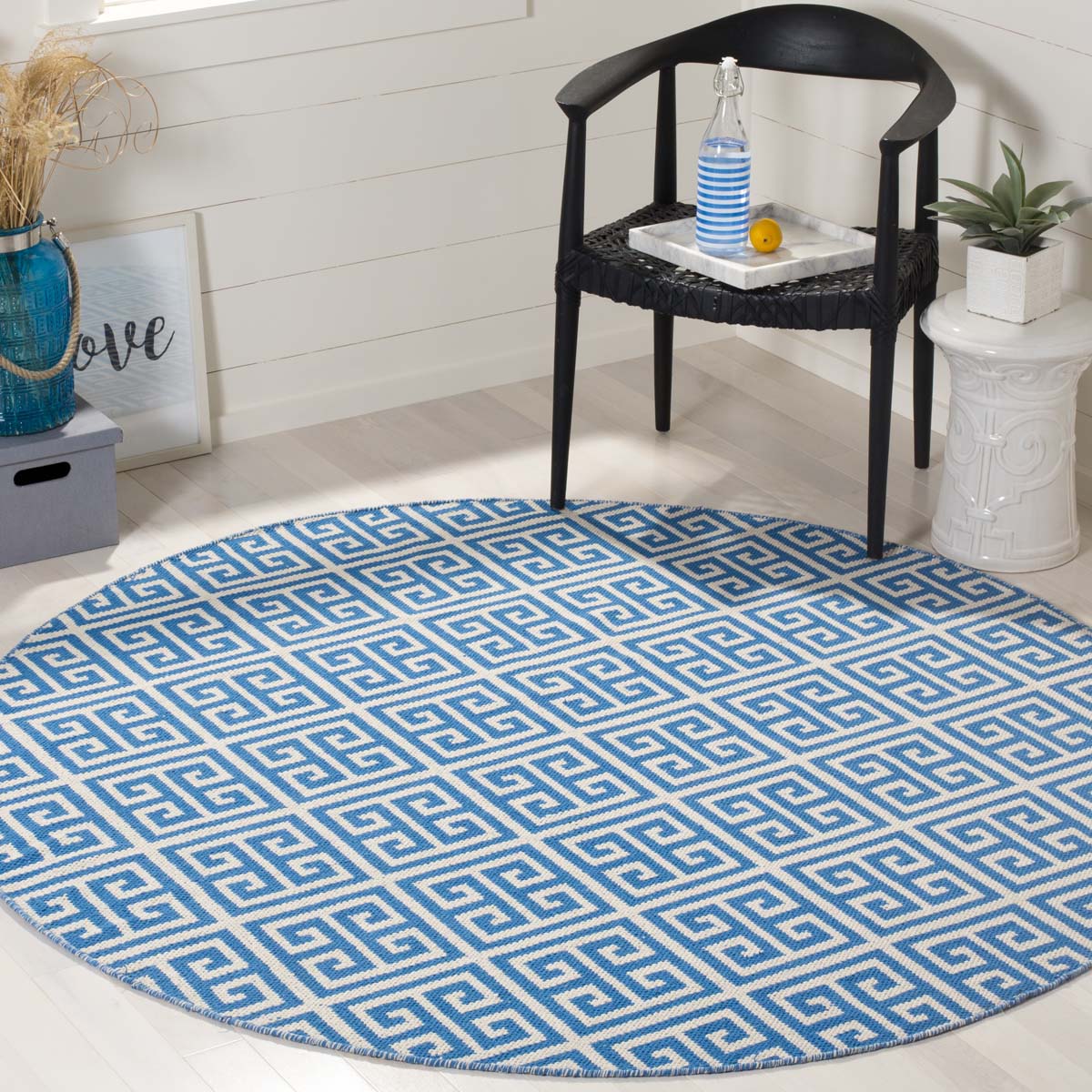 Safavieh Montauk 724 Rug, MTK724 - Blue / Ivory