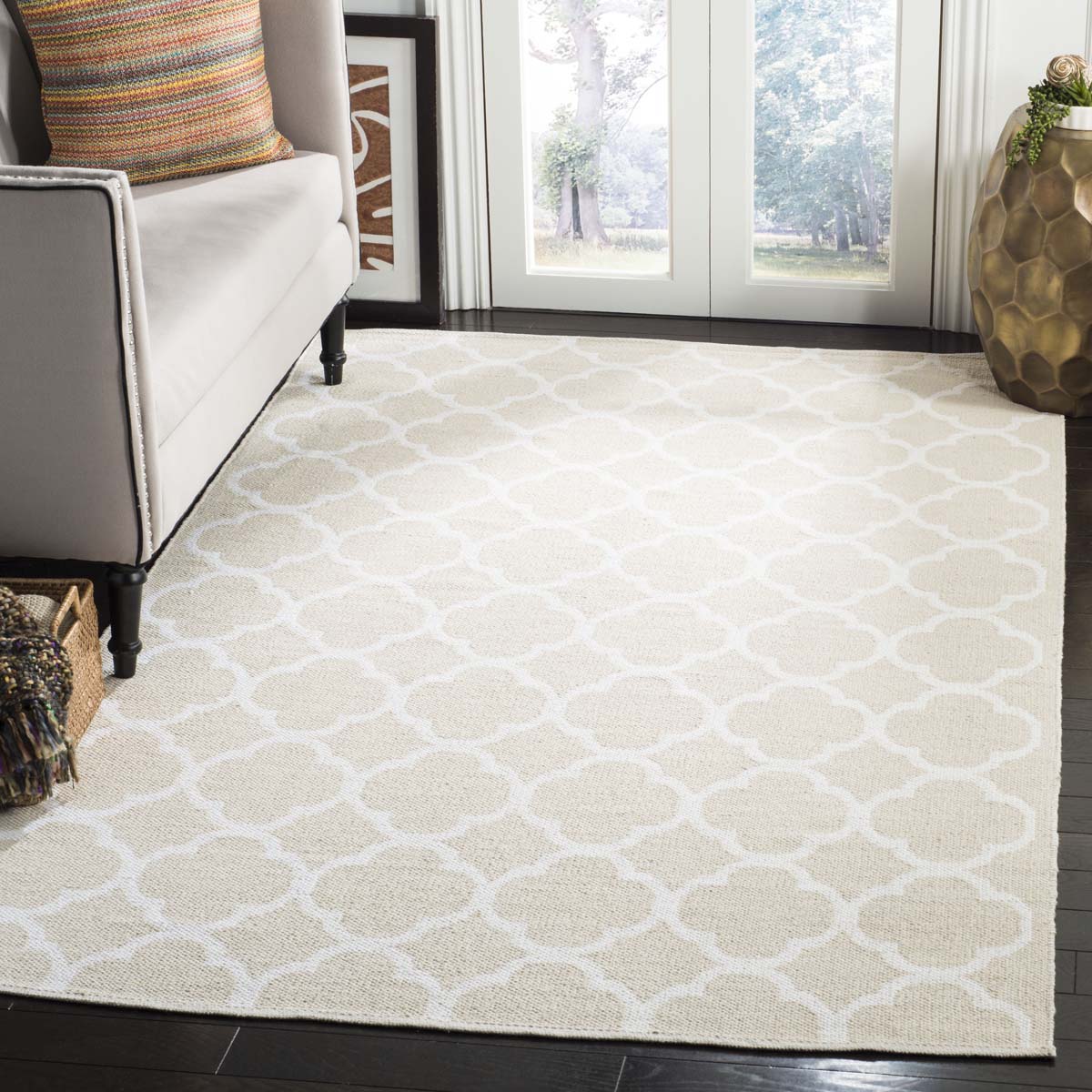 Safavieh Montauk 725 Rug, MTK725 - Beige / Ivory