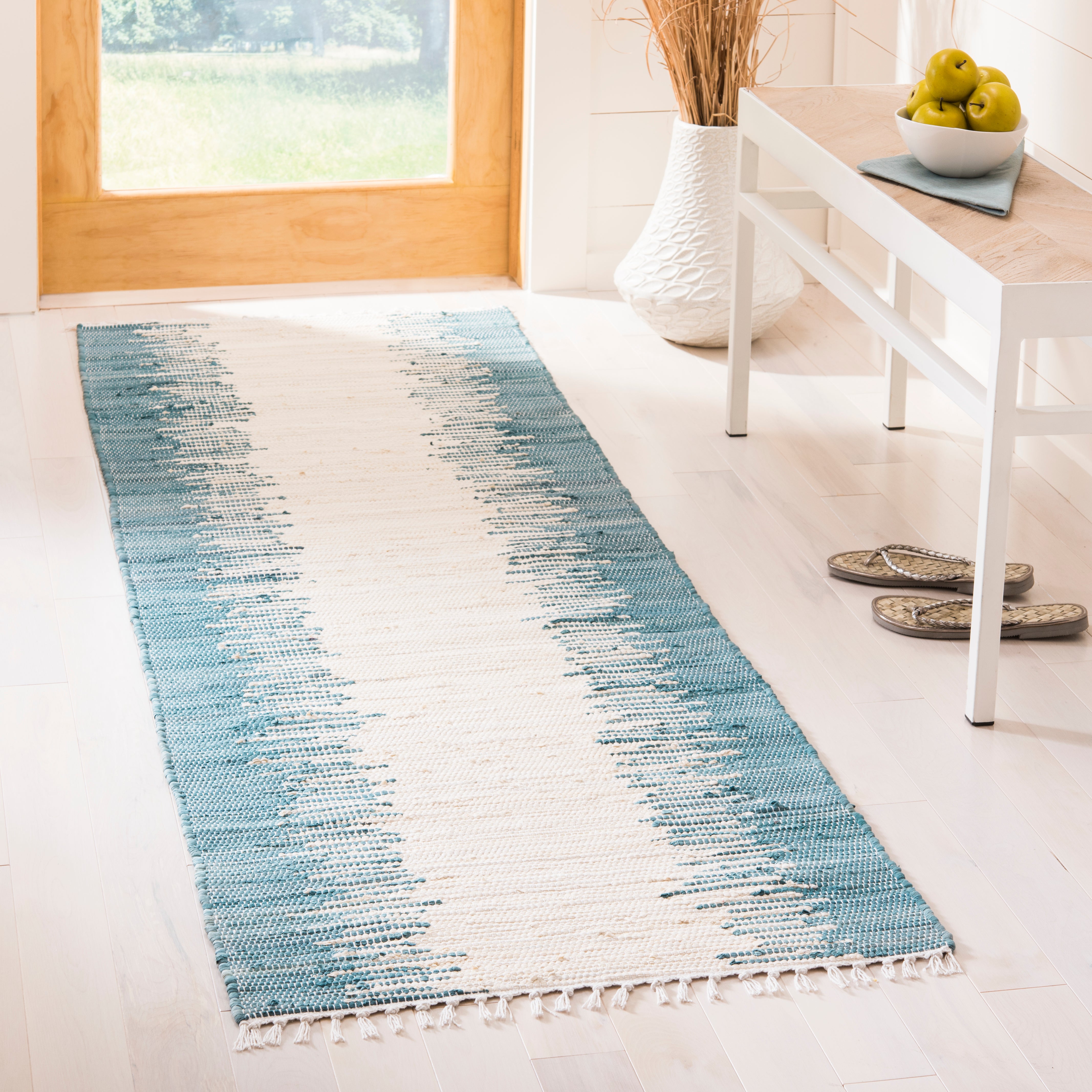 Safavieh Montauk 751 Rug, MTK751 - Blue