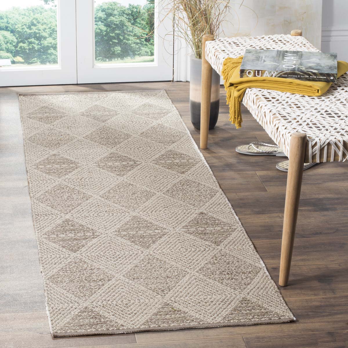 Safavieh Montauk 822 Rug, MTK822 - Grey