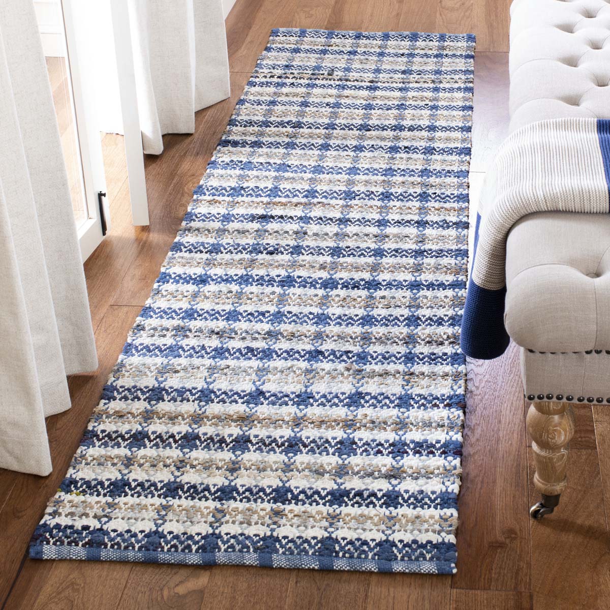 Safavieh Montauk 950 Rug, MTK950 - Blue / Multi