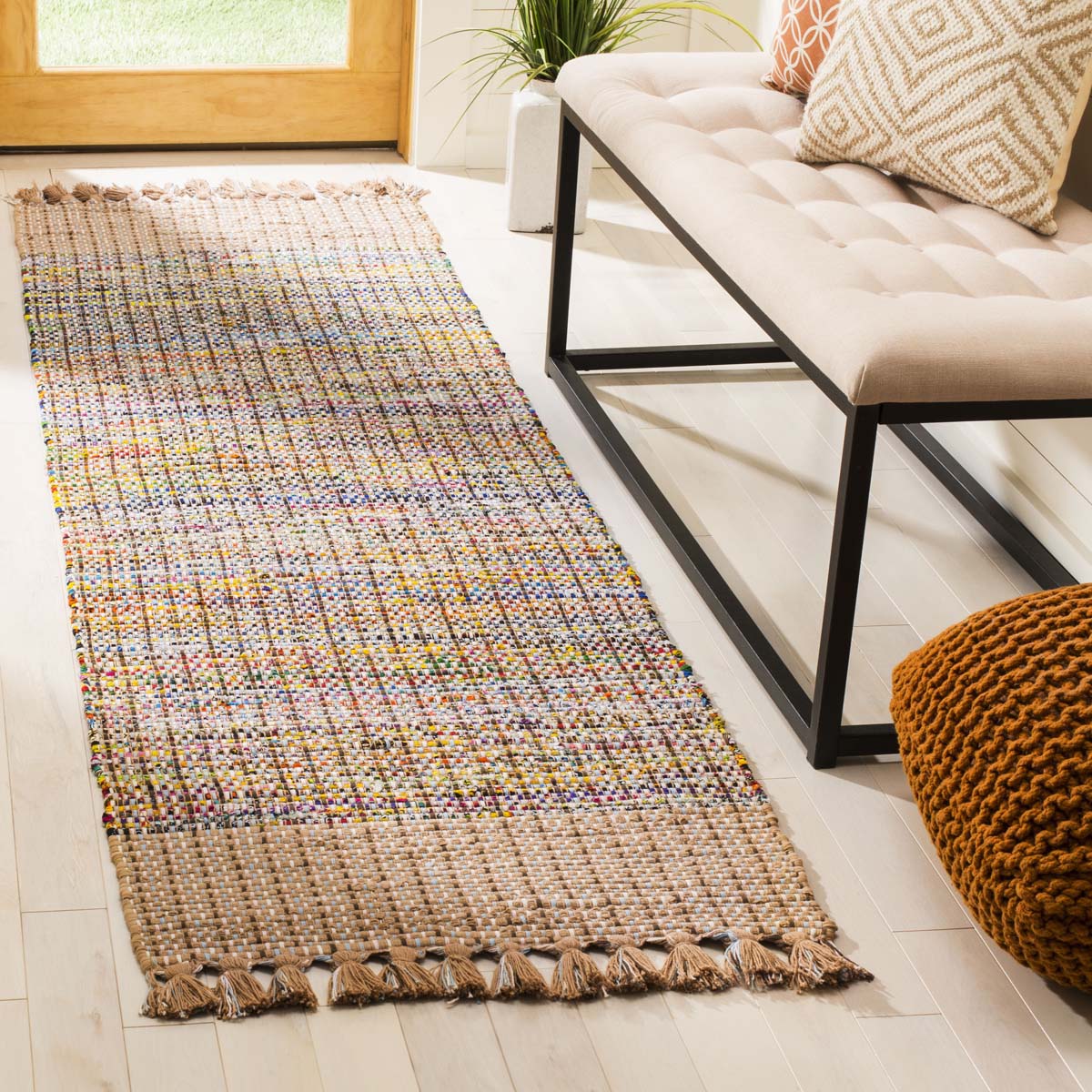 Safavieh Montauk 972 Rug, MTK972 - Beige / Multi