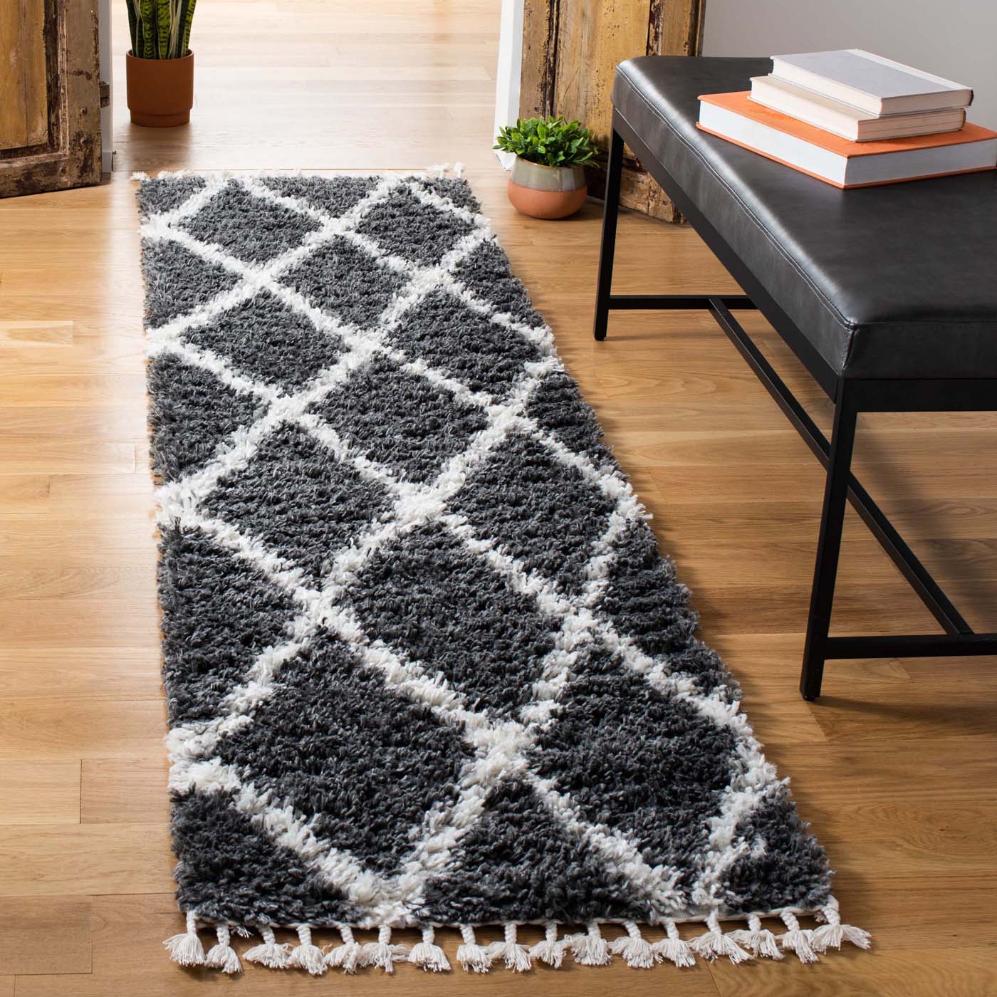 Safavieh Moroccan Tassel Shag 359 Rug, MTS359 - Grey / Ivory