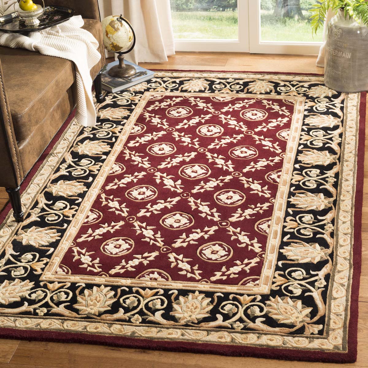 Safavieh Naples 21B Rug, NA521B - Burgundy / Black