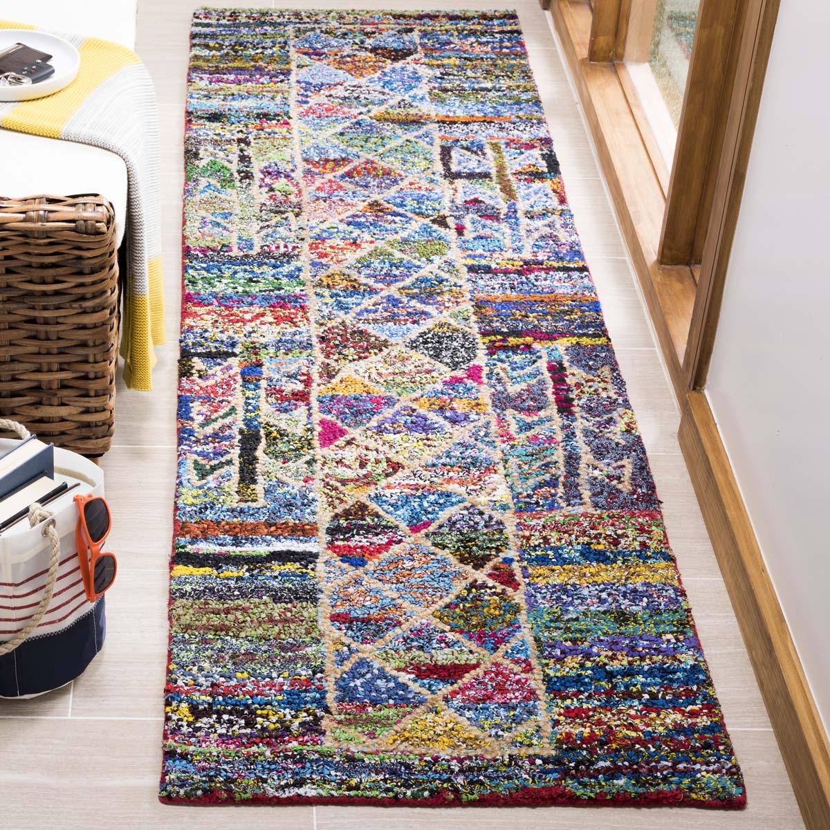 Safavieh Nantucket 402 Rug, NAN402 - Multi