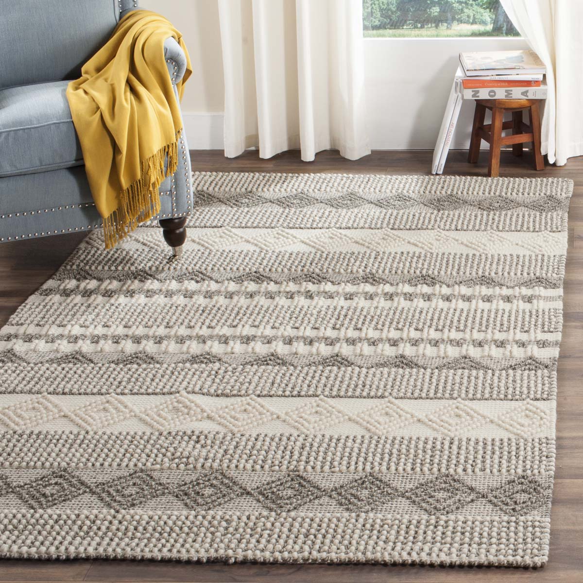 Safavieh Natura 102 Rug, NAT102 - Grey / Ivory