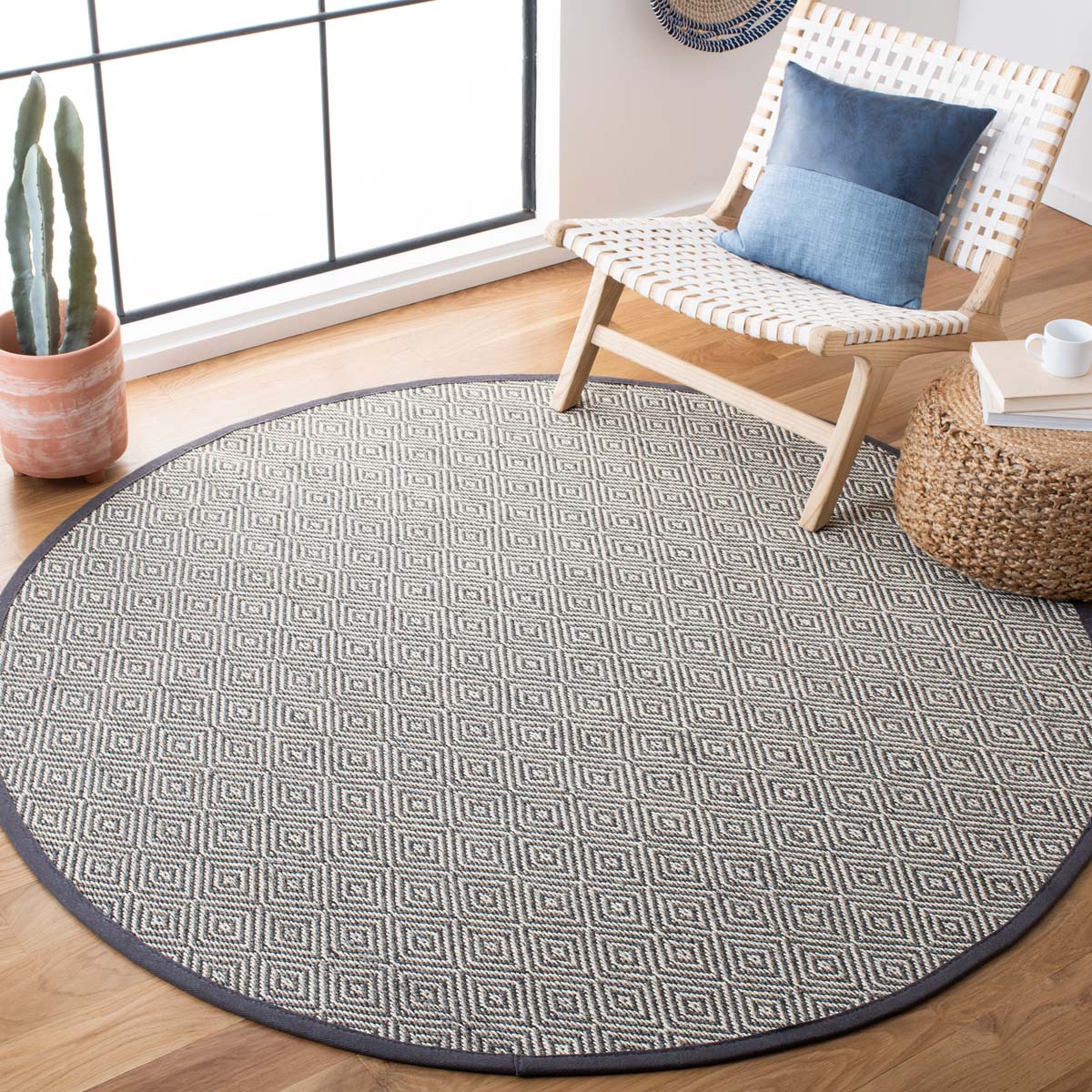 Safavieh Natural Fiber 51A Rug, NF151A - Natural / Dark Grey