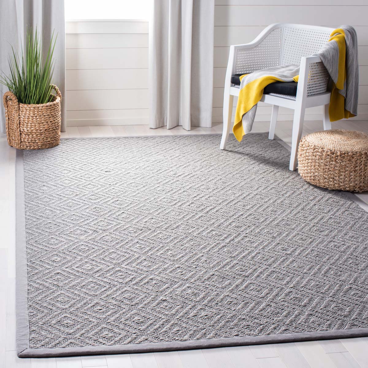 Safavieh Natural Fiber 54B Rug, NF154B - Light Grey / Grey