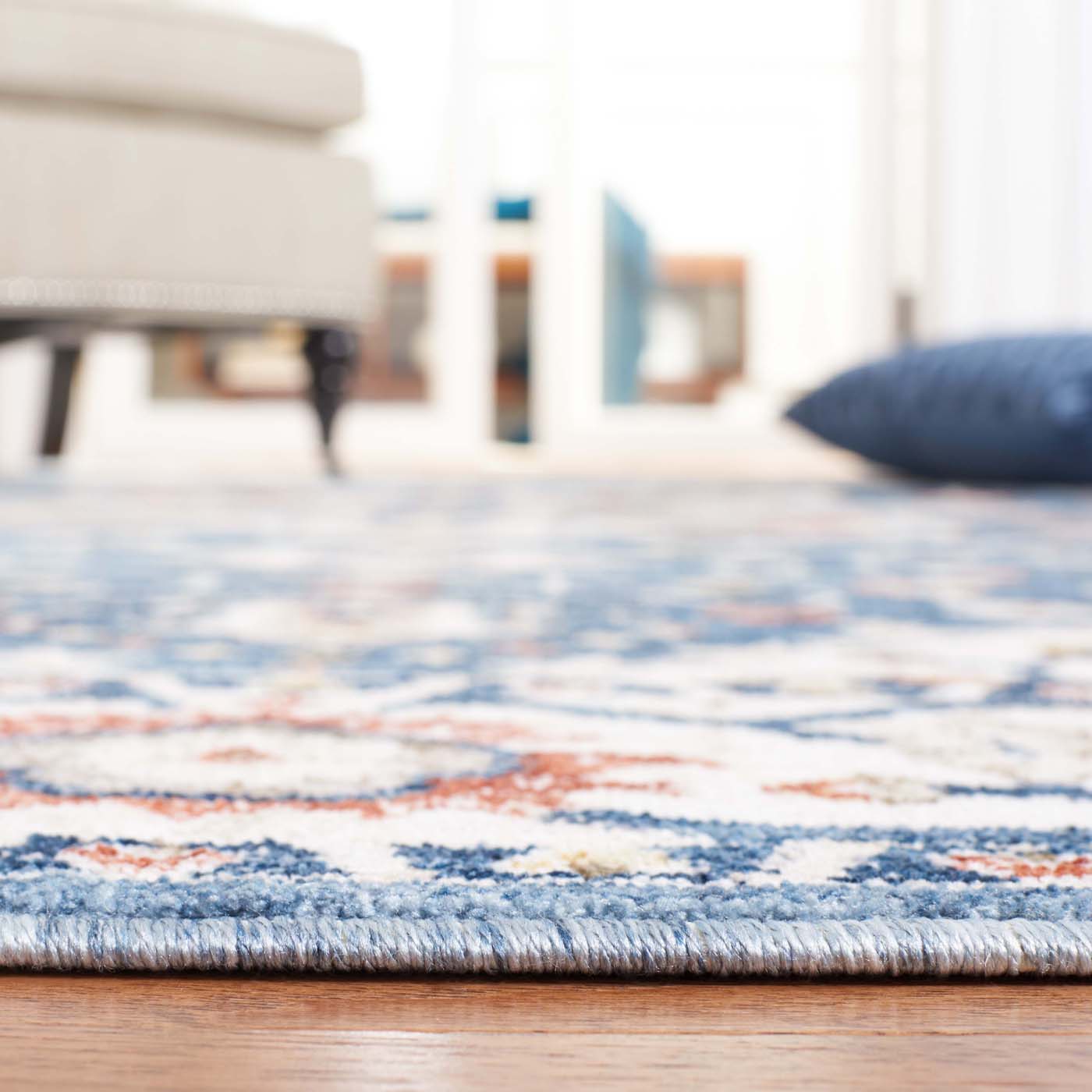 Safavieh Olympia 202 Rug, OPA202 - Blue / Ivory