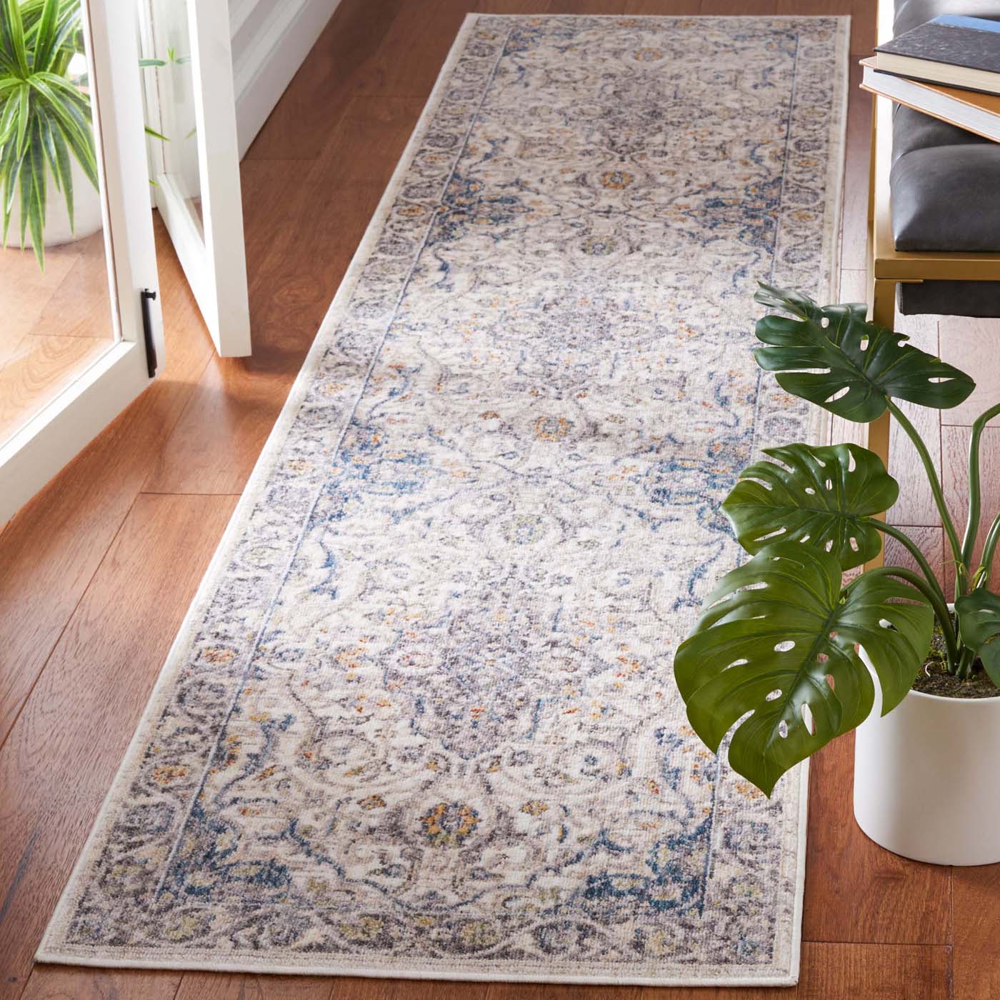 Safavieh Olympia 206 Rug, OPA206 - Grey / Ivory