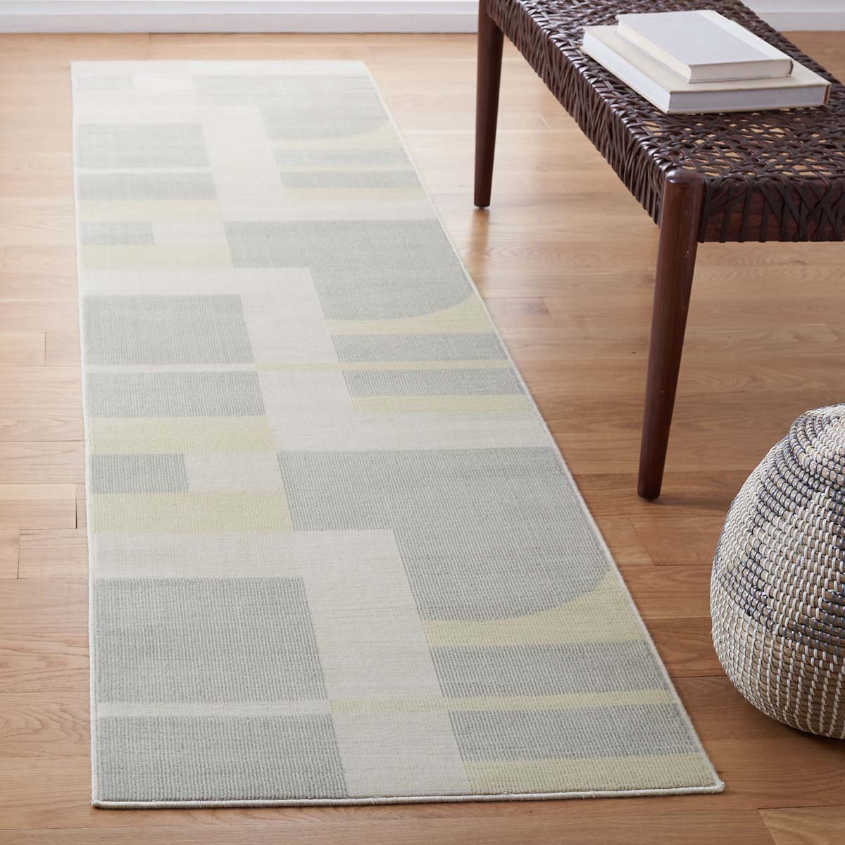 Safavieh Orwell 301 Rug, ORW301 - Grey / Beige